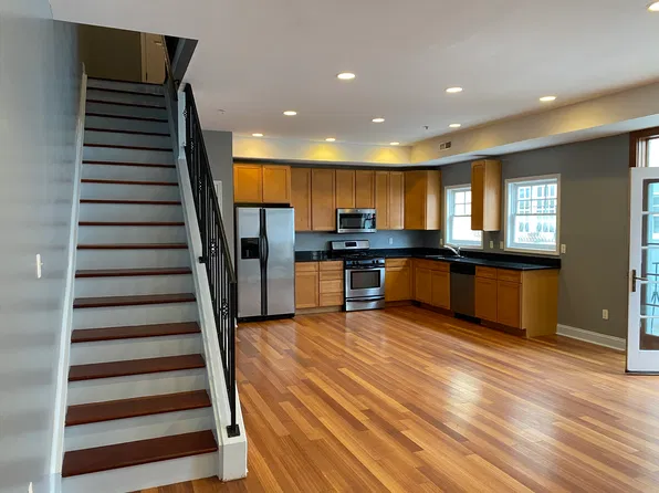 1208 Light St APT D, Baltimore, MD 21230