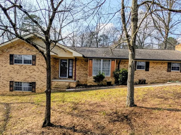 107 Driftwood Ln, Dalton, GA 30721