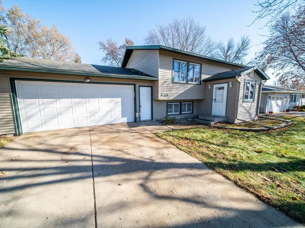 202 6th Ave NE, Kasson, MN 55944