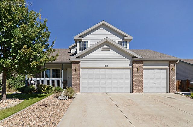 1st image of 814 Scotch Pine Dr