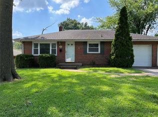 1118 Beaumont St, Alton, IL 62002