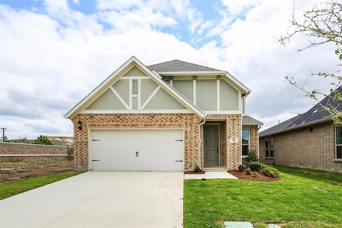 Building Photo - 946 Switchgrass Ln