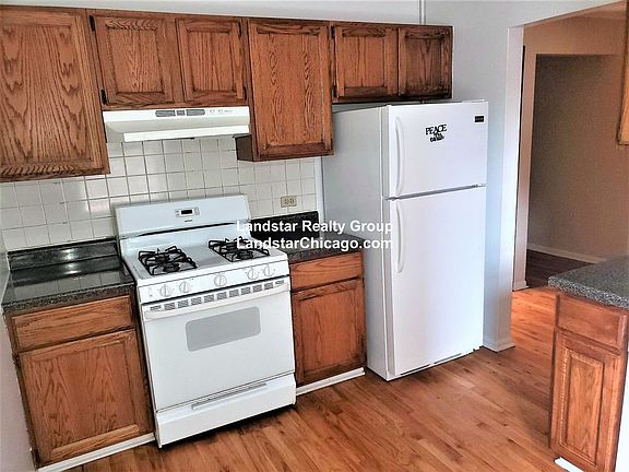 2nd image of 3157 W Argyle St APT 3W