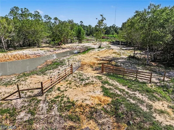 14181 State Route 31, Punta Gorda, FL 33982