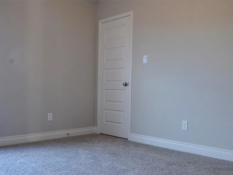 10511 Forfar Ln — Photo 18
