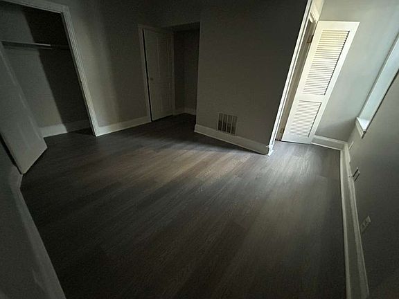 3rd image of 4147 Ridge Ave #2