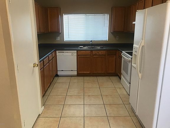 4th image of 3626 E Constitution Dr