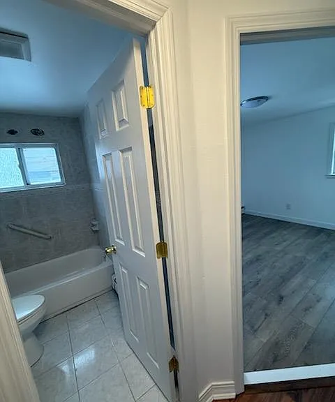 161 Glen Cove Ave #2 — Photo 7