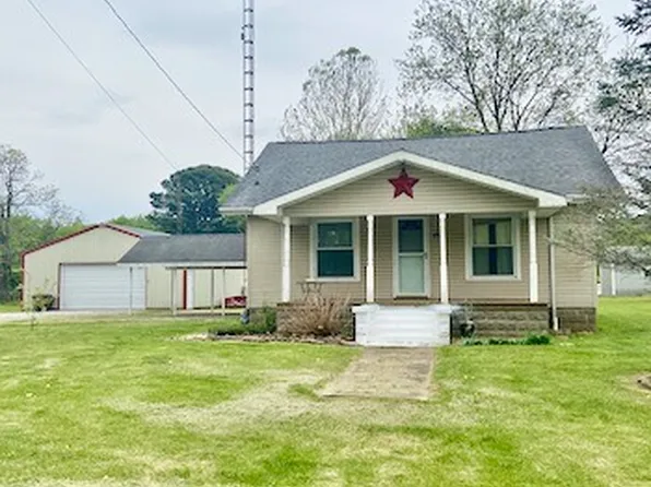 403 E Eubanks St, Norris City, IL 62869