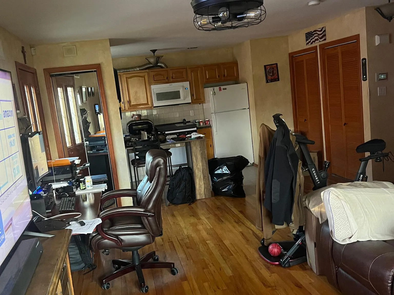 16 Wadsworth Ave — Photo 1