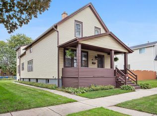 12824 Lincoln St, Blue Island, IL 60406