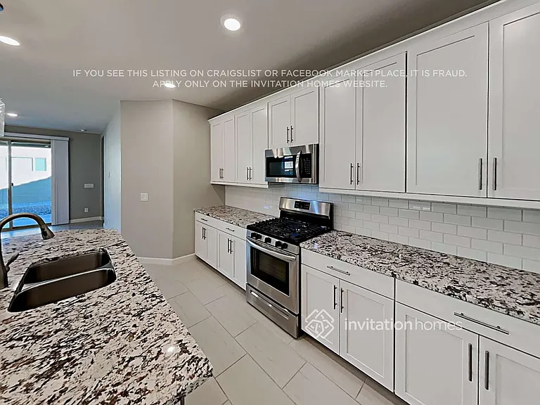 354 W Rainbow Bridge Ln — Photo 5