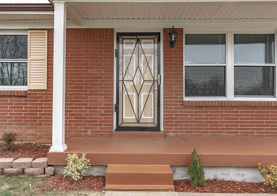 1st image of 9732 Scarborough Ave