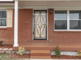 9732 Scarborough Ave, Louisville, KY 40272