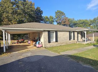 106 McNutt St, Russellville, AL 35653