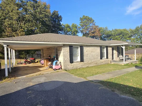 106 McNutt St, Russellville, AL 35653