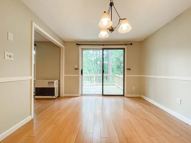 5 Dresden Ct — Photo 22