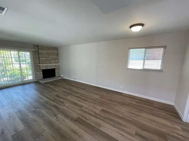16771 Greenview Ln — Photo 9