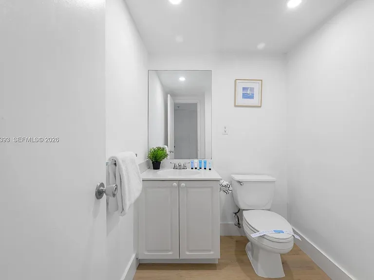 19370 Collins Ave #422 — Photo 15