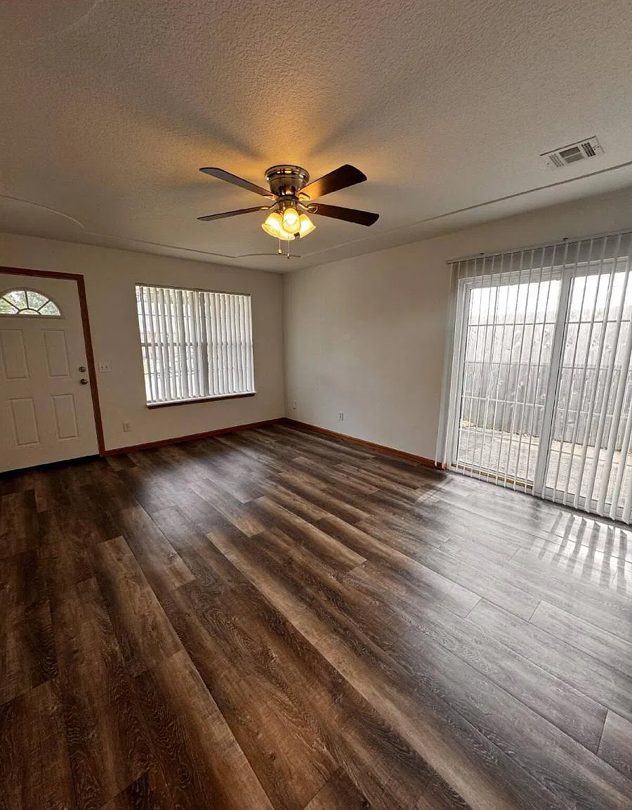 19 A Holly Dr in Bentonville, AR 72712 — Photo 3