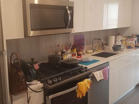 5th image of 2922 Northern Blvd APT 2707