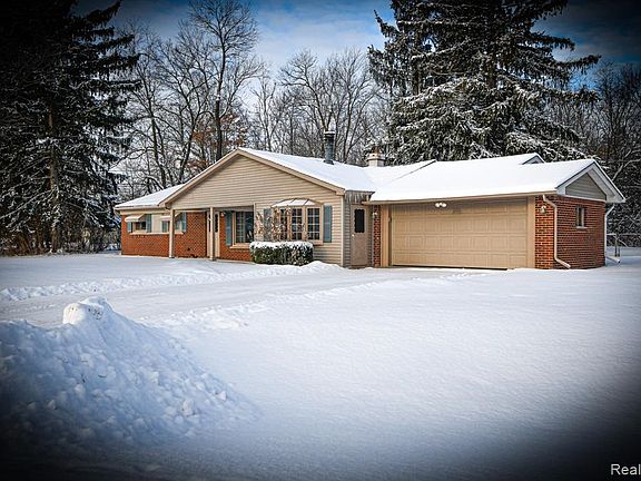 4th image of 6747 Snow Apple Dr