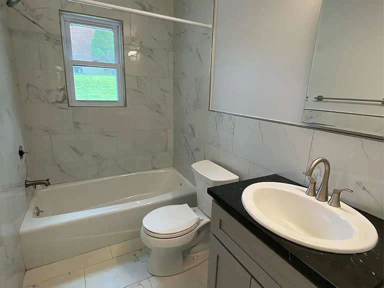 48A S Middletown Rd — Photo 8
