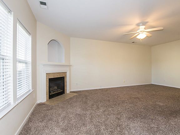 3rd image of 4059 Clover Rd NW