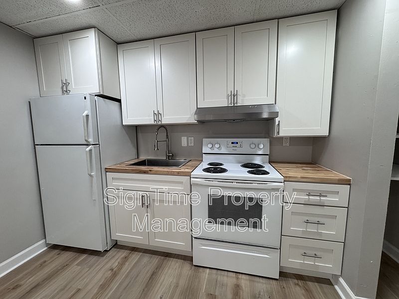 1st image of 229 N Jonathan St #301