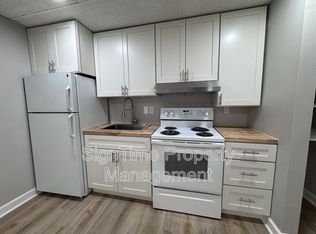 229 N Jonathan St #301, Hagerstown, MD 21740