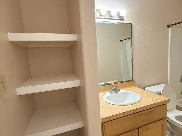 1372 Guadalupe Cir — Photo 8