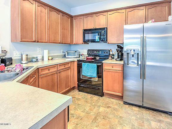 5th image of 9525 Night Harbor Drive SE