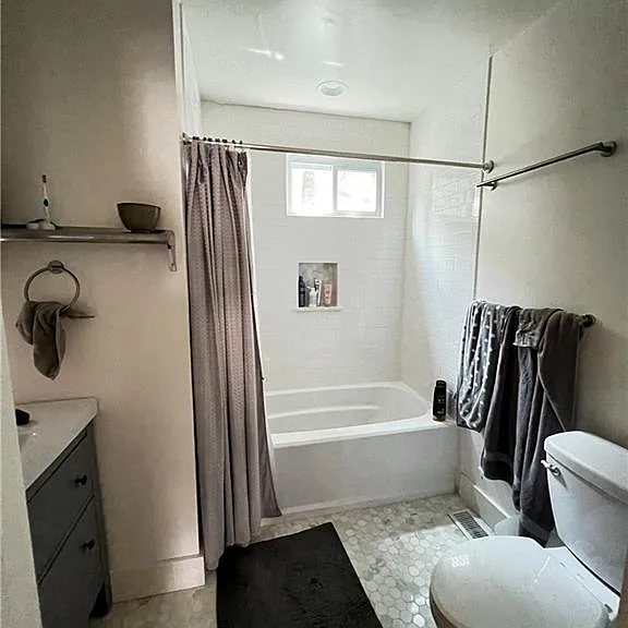 191 Transit St #2 — Photo 10