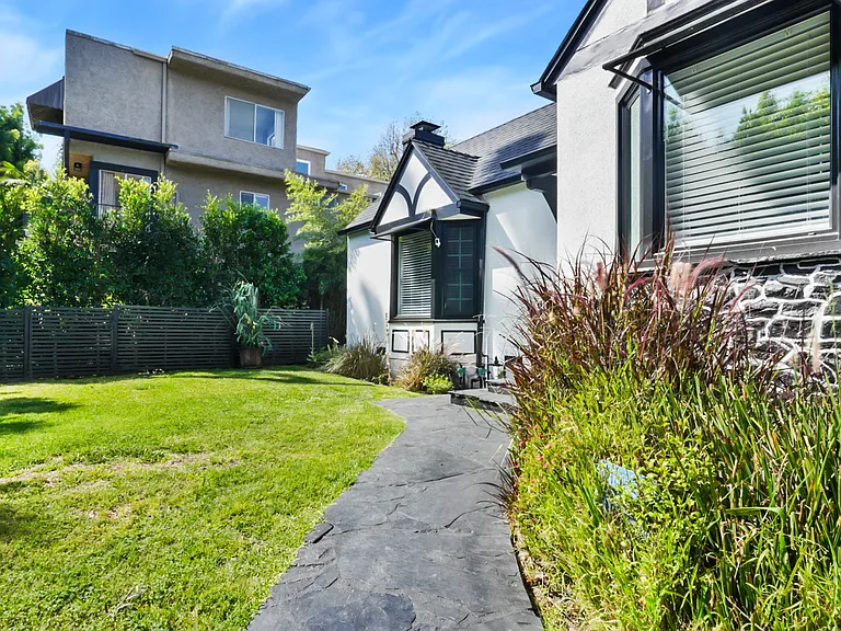 4177 Fair Ave — Photo 9