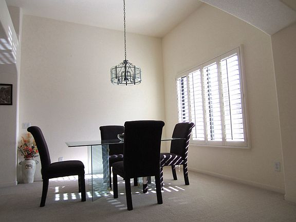 Formal Dining