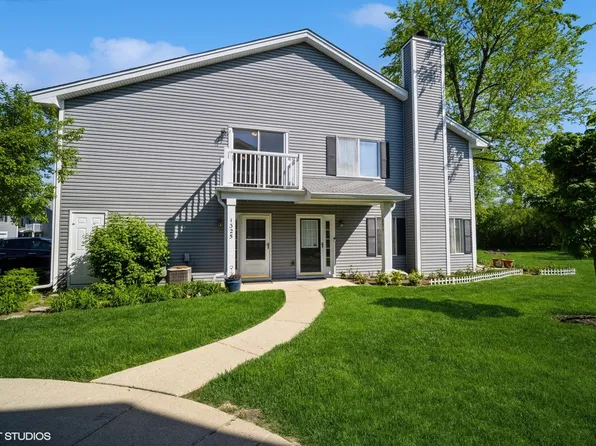 1325 Barclay Ln #1325, Deerfield, IL 60015