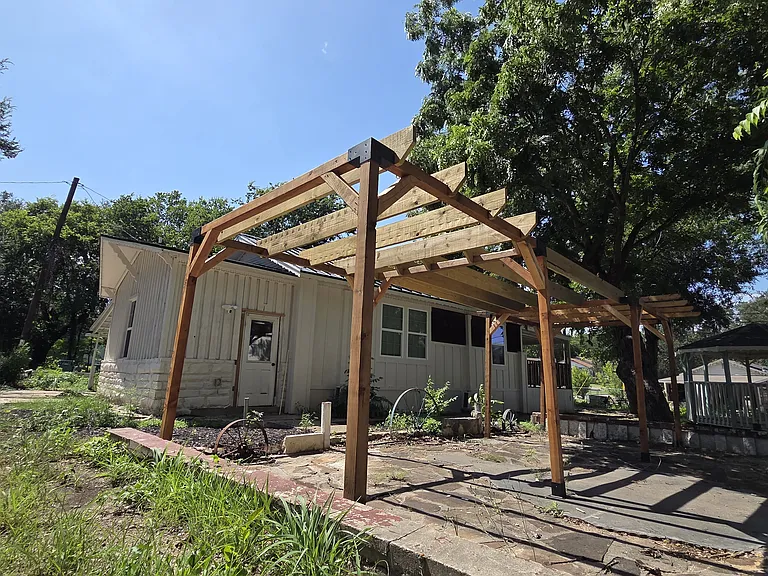 300 Kegley St — Photo 11