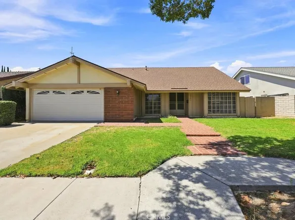 10443 Camden Dr, Cypress, CA 90630