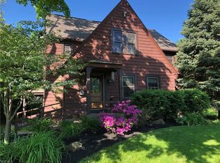 16284 Oakhill Rd, Cleveland Heights, OH 44112