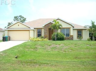 2713 SW 5th St, Cape Coral, FL 33991