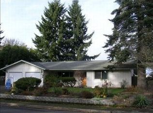 895 Travis Ave, Eugene, OR 97404