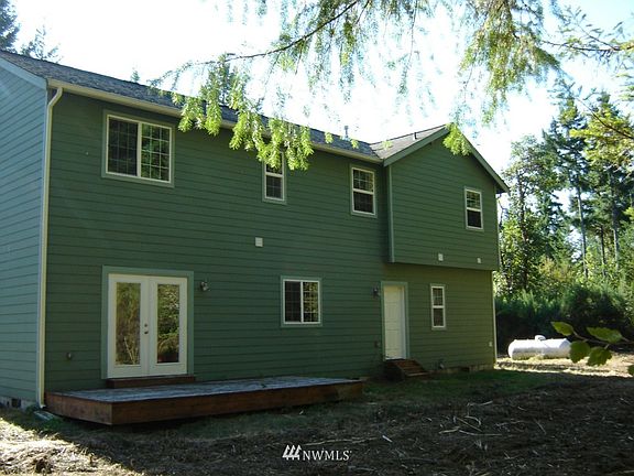 2nd image of 2418 200th Avenue KPS