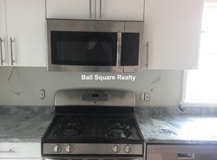 280 Clyde St #U1, Chestnut Hill, MA 02467