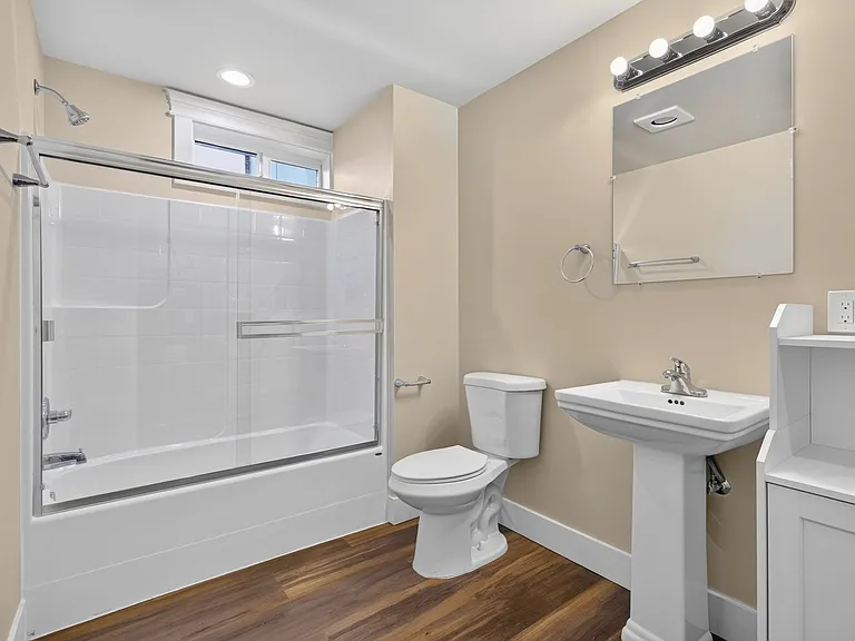 Rare New Construction 3- & 4-Bedroom Homes. Modern living. Spacious floor plans. An unbeatable lo... — Photo 20