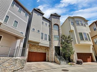 2057 W 14th 1/2 St, Houston, TX 77008
