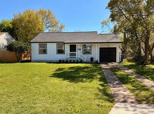 1203 17th Ave N, Texas City, TX 77590