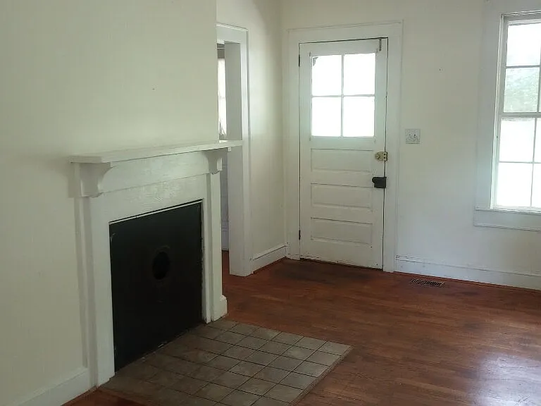 422 N Garrett St — Photo 2