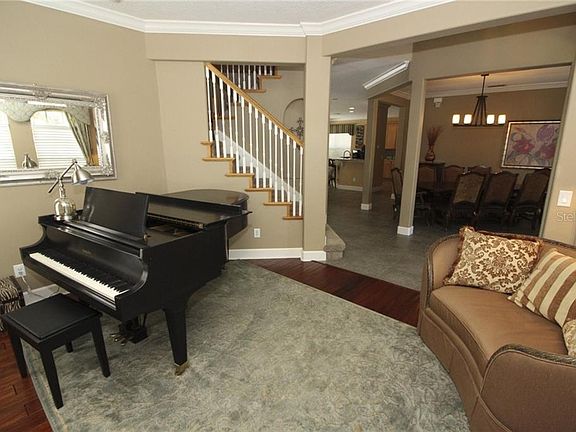 5th image of 1003 Lingo Cir