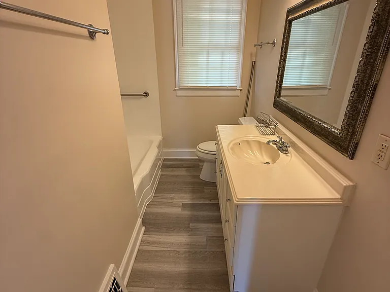 1002 N Rotary Dr — Photo 7