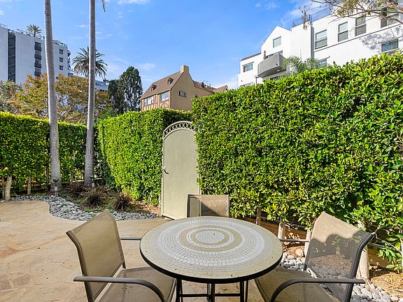 5th image of 8818 Harratt St
